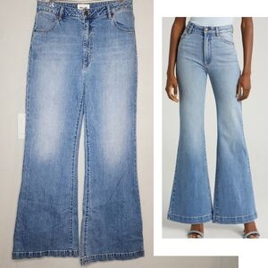 Rolla's Eastcoast High-Rise Flare Jeans Medium Wash Women's size 32